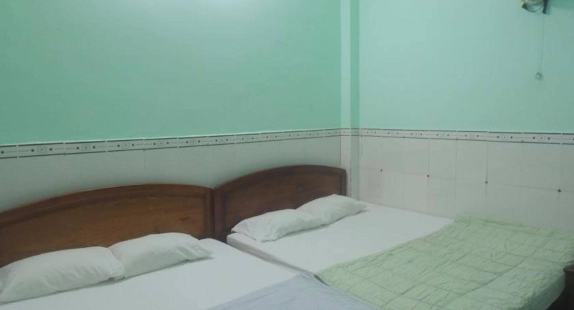Nam Phuong Hostel Vung Tau Exteriör bild