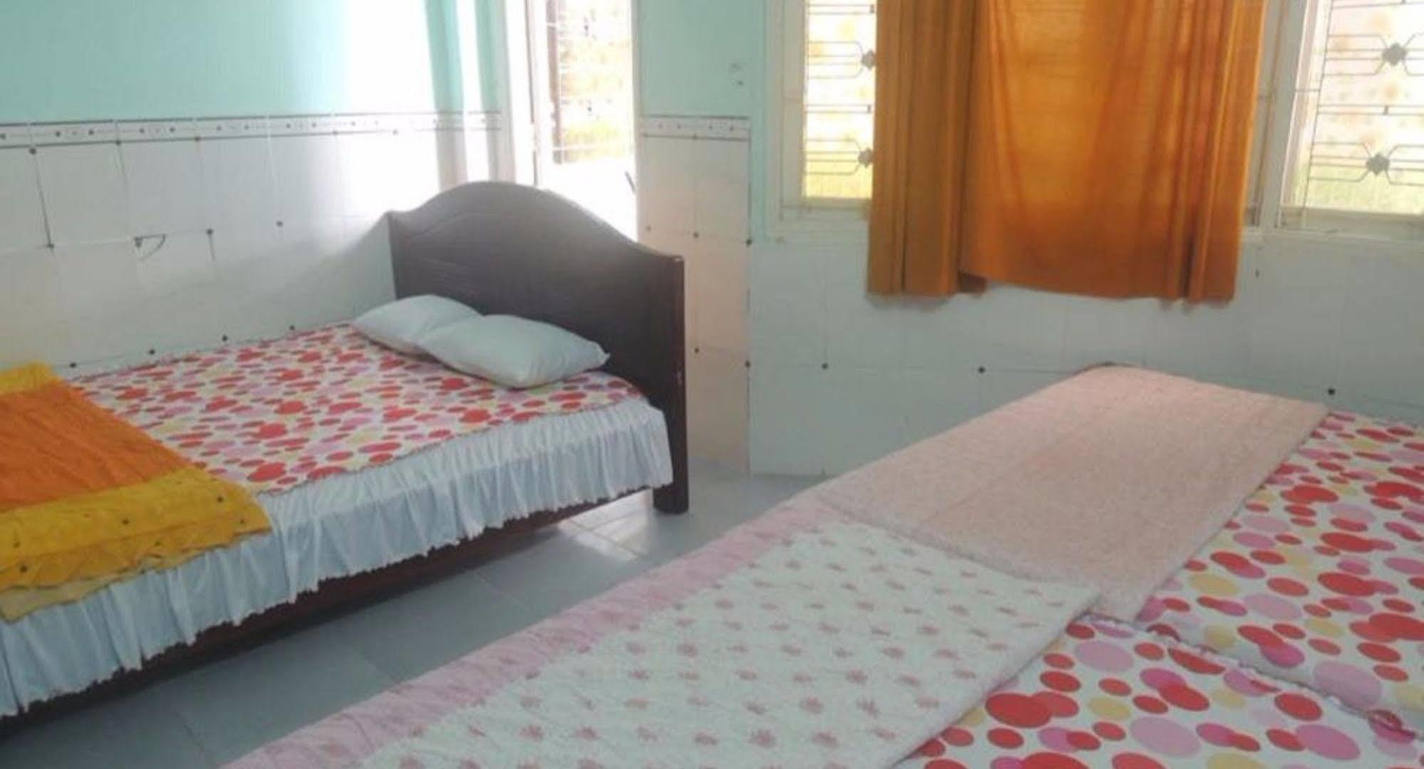 Nam Phuong Hostel Vung Tau Exteriör bild